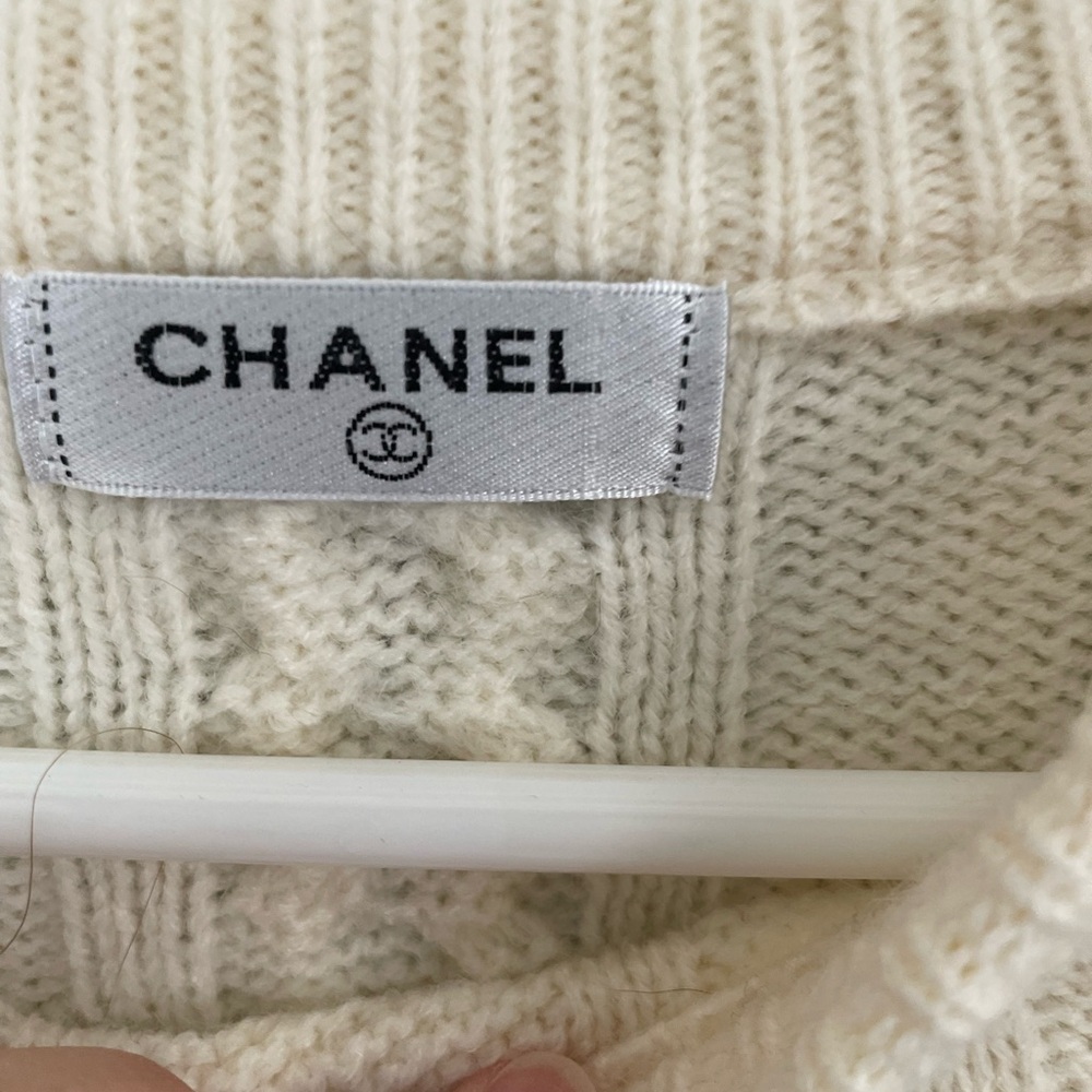 Cream and Black Crew Neck Sweater with Iconic Logo - Picture 4 of 4